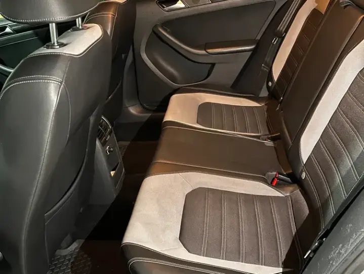 Volkswagen Jetta A6