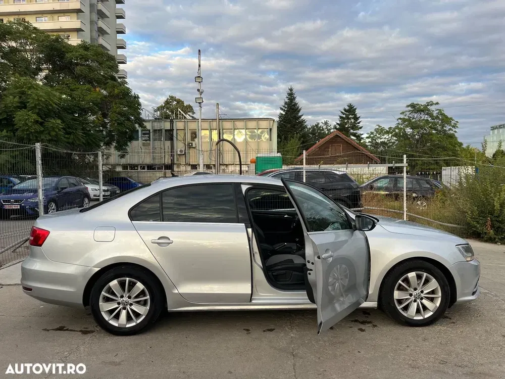 Volkswagen Jetta A6 — imagine 4