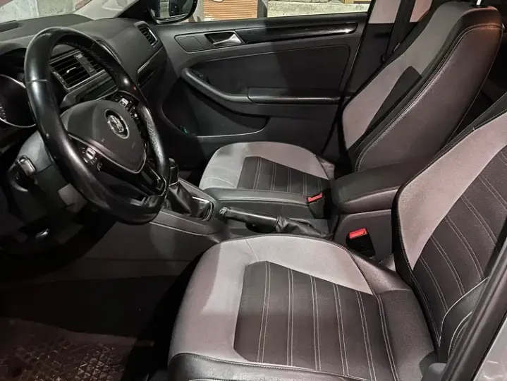 Volkswagen Jetta A6