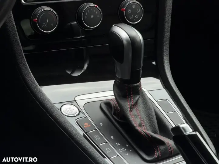 Volkswagen Golf VII 2.0 TSI BMT DSG GTI Performance