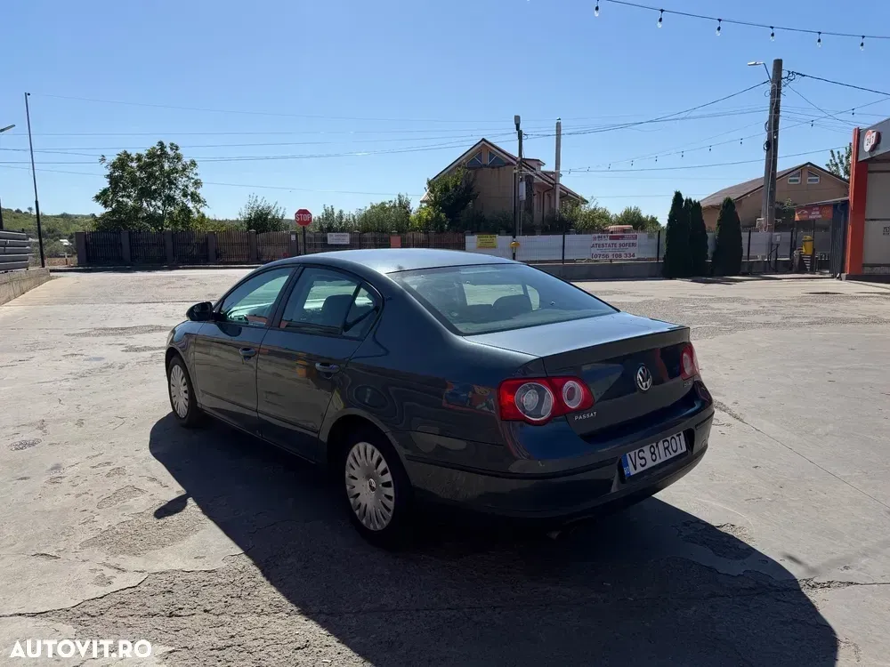 Volkswagen Passat B6 2.0 TDI Trendline DPF — imagine 3