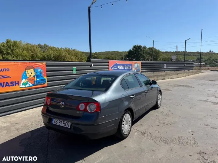 Volkswagen Passat B6 2.0 TDI Trendline DPF