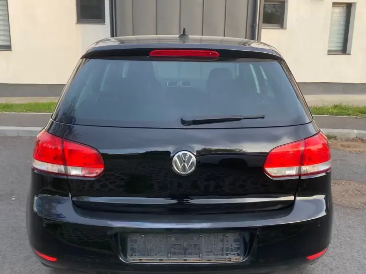 Volkswagen Golf VI 2.0 TDI DPF Highline