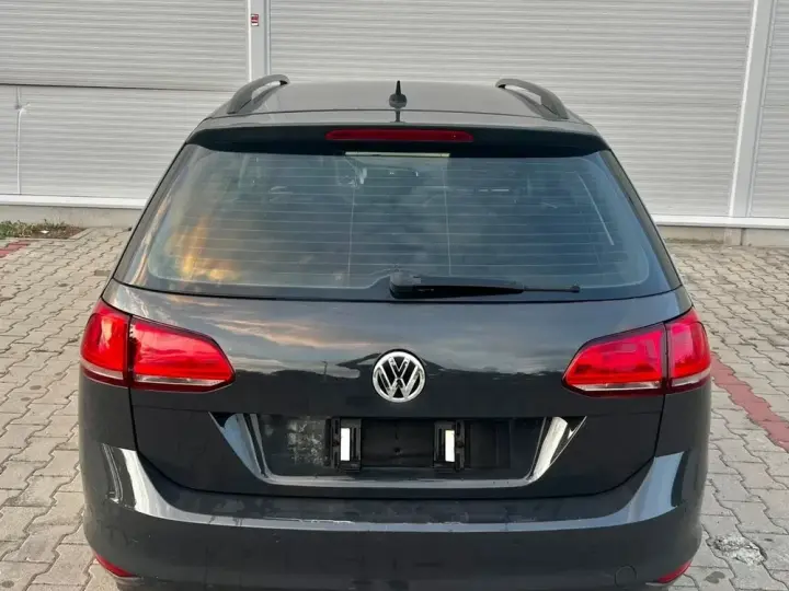 Volkswagen Golf VII 2.0 TDI DSG Comfortline