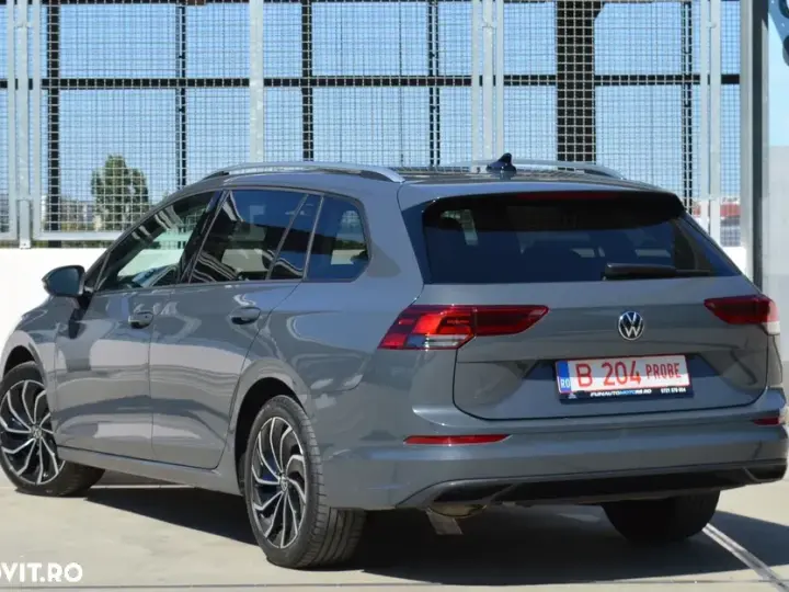Volkswagen Golf VIII 1.5 eTSI ACT DSG MHEV Style