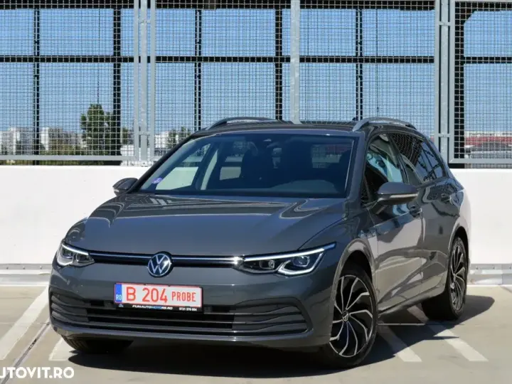 Volkswagen Golf VIII 1.5 eTSI ACT DSG MHEV Style