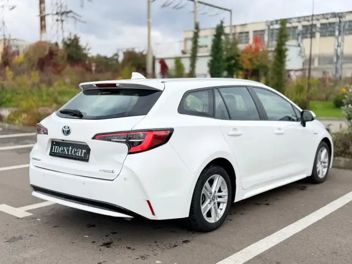 Toyota Corolla XII 1.8 Business Edition