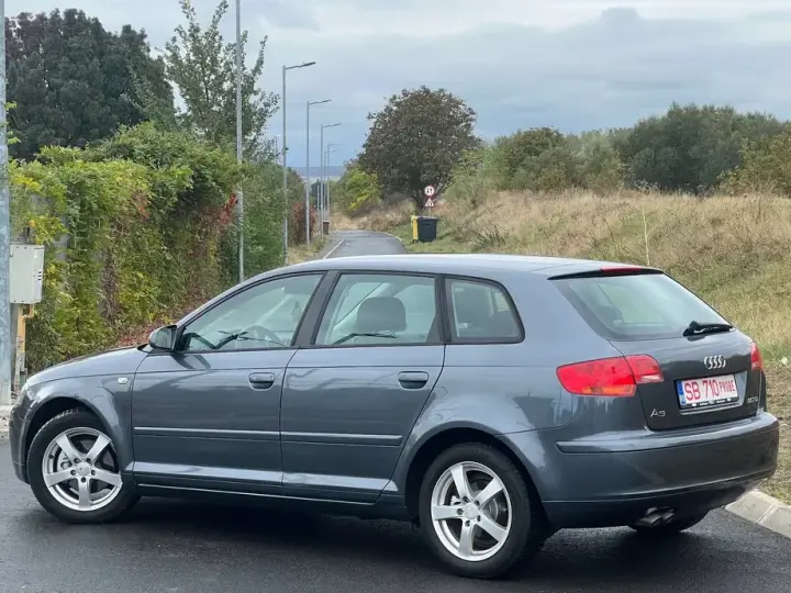 Audi A3 3-portiere 2.0 TDI DPF Ambiente