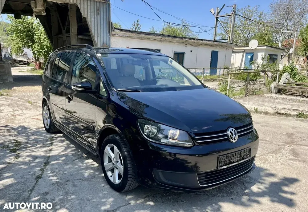 Volkswagen Touran I 1.6 TDI DPF DSG Life — imagine 6