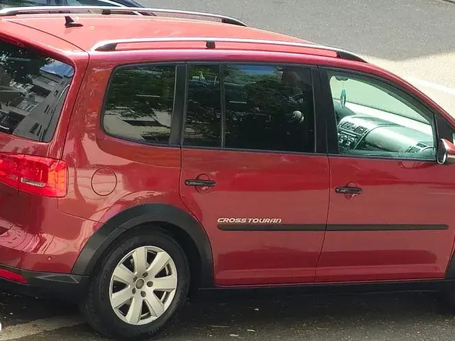 Volkswagen Touran I 2.0 TDI DSG Highline