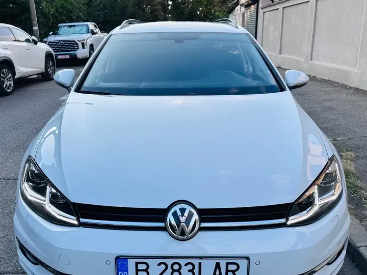 Volkswagen Golf VII