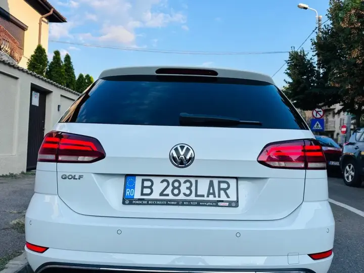 Volkswagen Golf VII