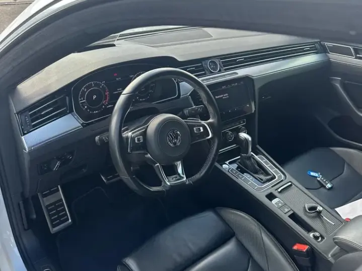Volkswagen Arteon 2.0 TDI DSG R-Line