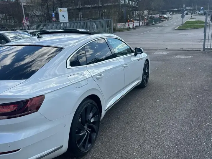 Volkswagen Arteon 2.0 TDI DSG R-Line