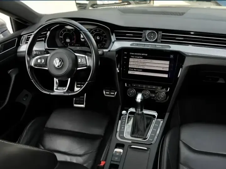 Volkswagen Arteon 2.0 TDI SCR DSG R-Line