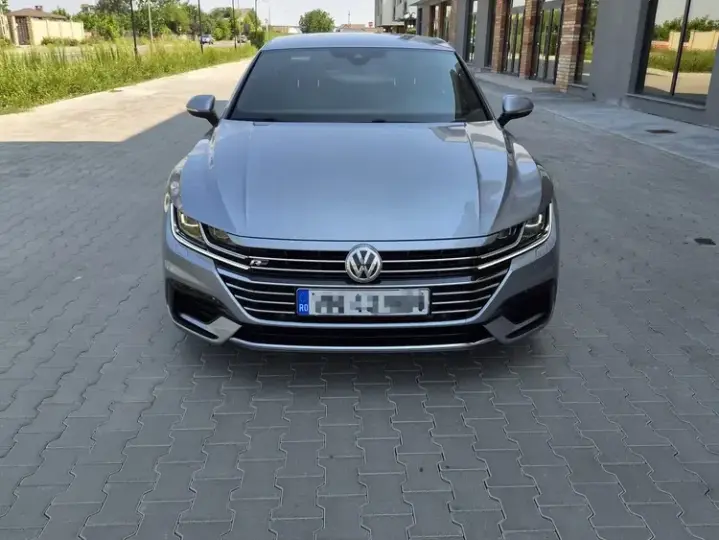 Volkswagen Arteon 2.0 TDI SCR DSG R-Line