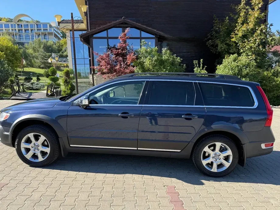Volvo XC 70 — imagine 4