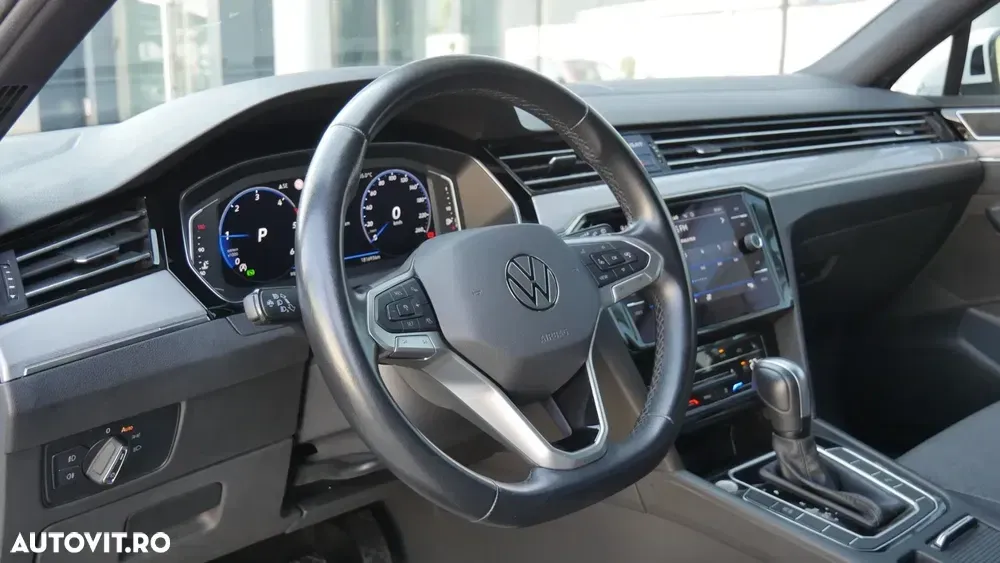 Volkswagen Passat 2.0 TDI SCR DSG Business — imagine 2