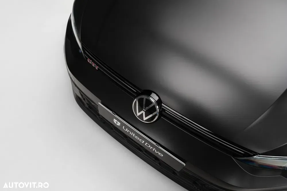 Volkswagen Golf — imagine 6
