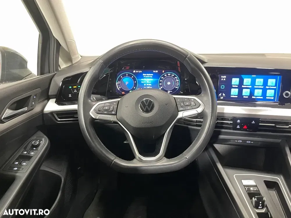 Volkswagen Golf VIII — imagine 6