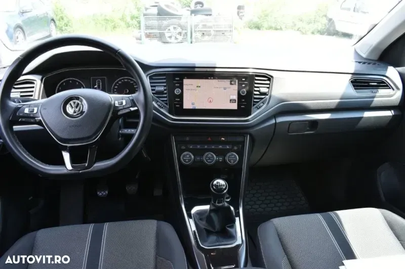 Volkswagen T-Roc 1.0 TSI Design — imagine 6