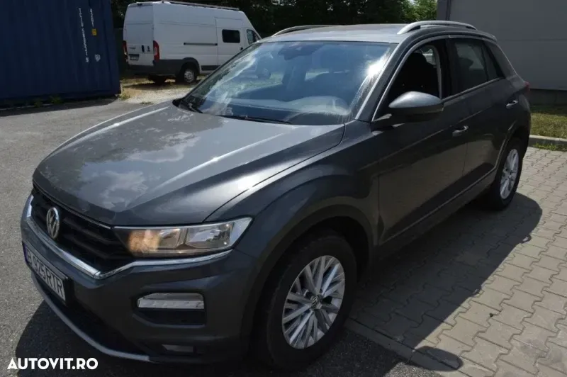 Volkswagen T-Roc 1.0 TSI Design — imagine 3