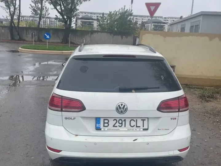 Volkswagen Golf VII 1.6 TDI Comfortline