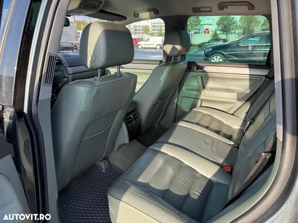 Volkswagen Touareg I 2.5 TDI R5 Aut. — imagine 5
