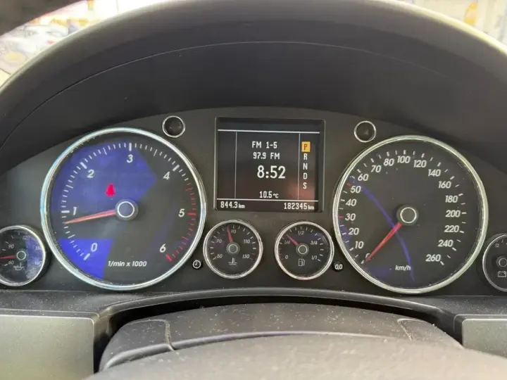 Volkswagen Touareg I 2.5 TDI R5 Aut.