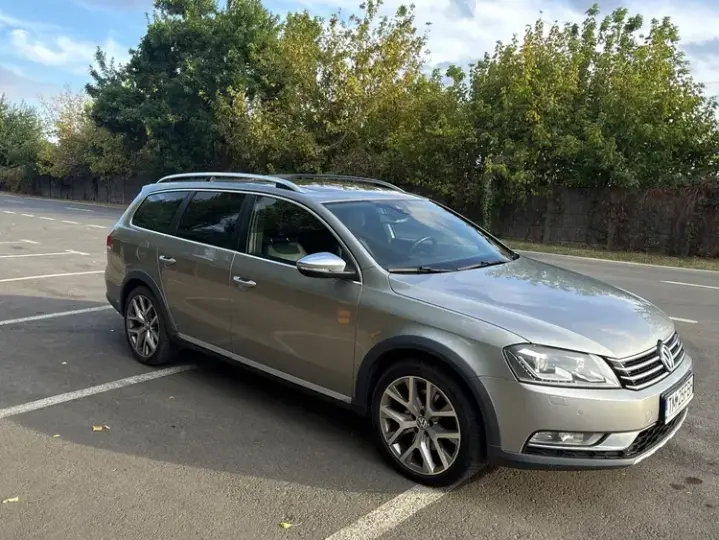 Volkswagen Passat Alltrack B7