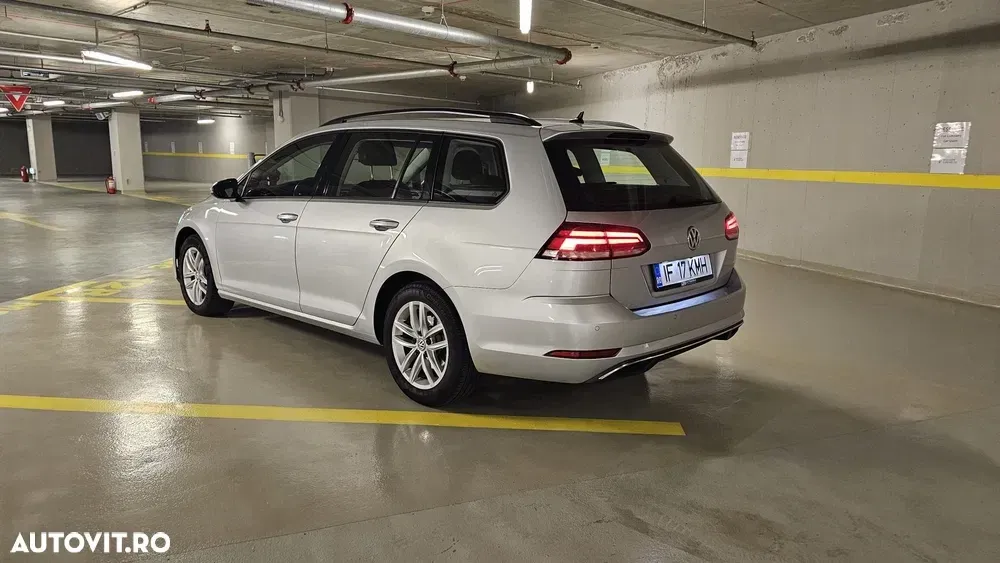 Volkswagen Golf VII 2.0 TDI DSG Comfortline — imagine 2