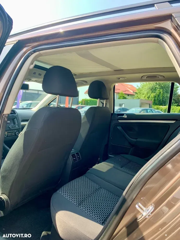 Volkswagen Golf VI 1.6 TDI DPF BlueMotion Technology Highline — imagine 6
