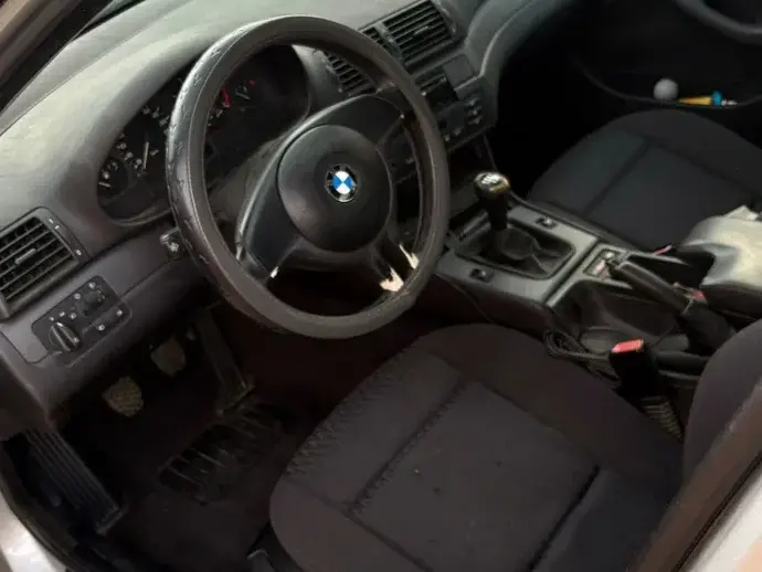 BMW Seria 3 E46 318i