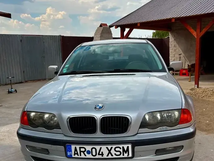 BMW Seria 3 E46 318i