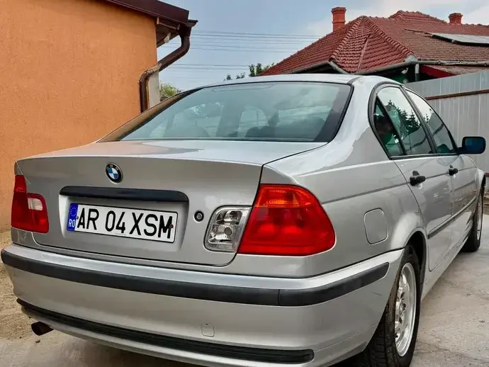 BMW Seria 3 E46 318i