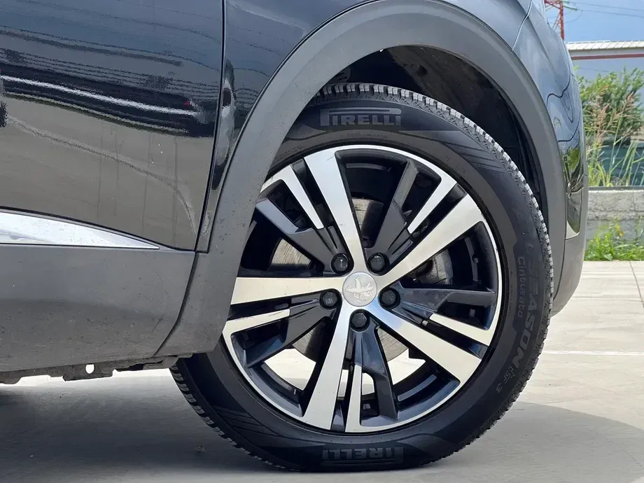 Peugeot 3008 II PureTech 130 Stop & Start GPF EAT8 Allure — imagine 5
