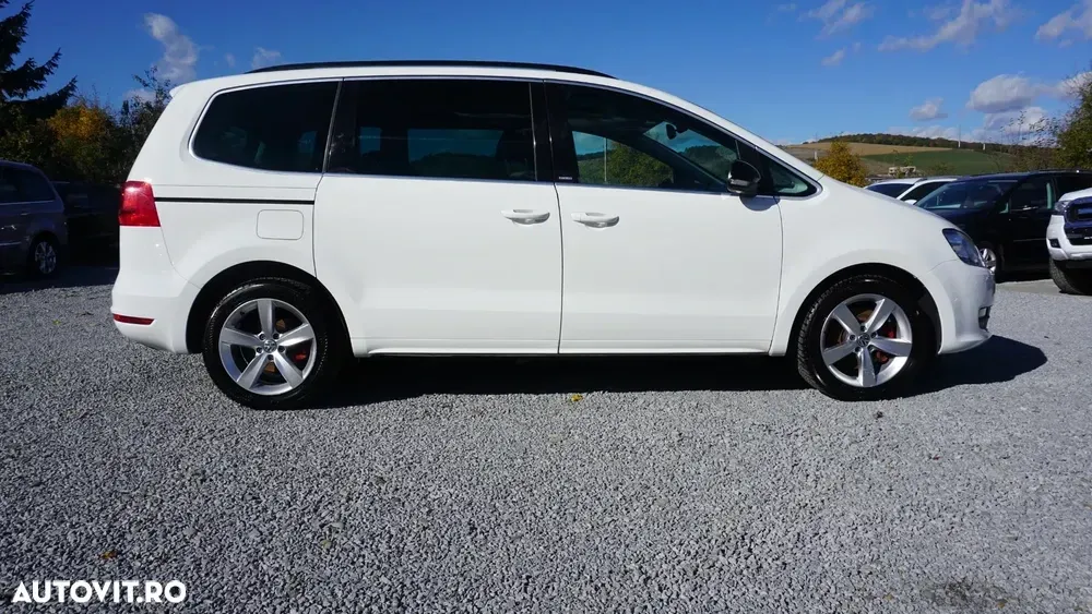 Volkswagen Sharan II 2.0 TDI 4MOTION Blue Motion Style — imagine 3