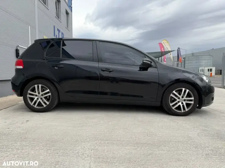 Volkswagen Golf VI