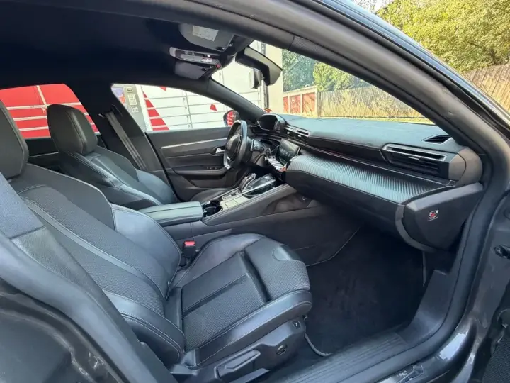 Peugeot 508 II PHEV 225ch EAT8 GT