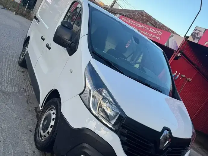 Renault Trafic Combi L2H1 7+1 Expression