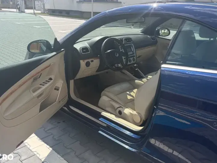 Volkswagen Eos
