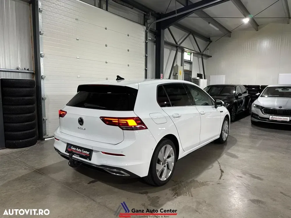 Volkswagen Golf VIII 2.0 TDI 150CP DSG Style — imagine 3