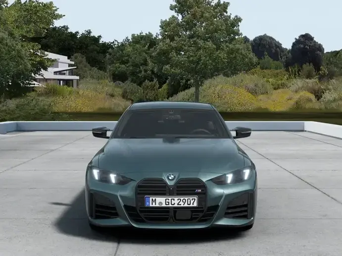 BMW M4 M440i xDrive AT MHEV
