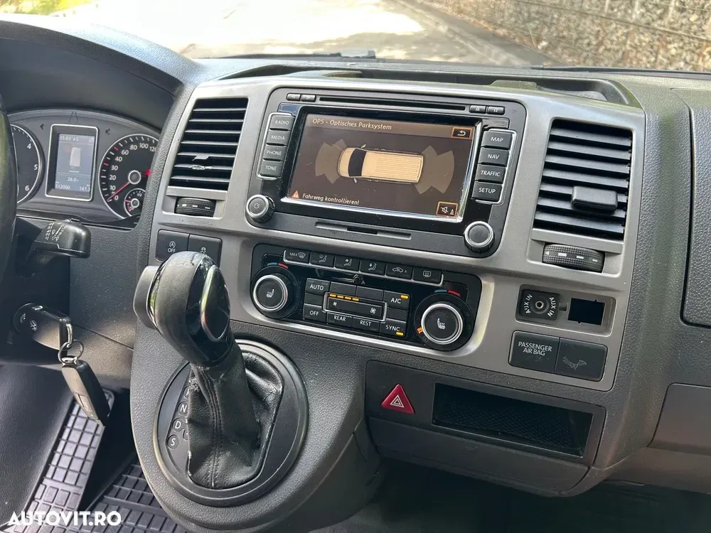 Volkswagen Caravelle — imagine 5