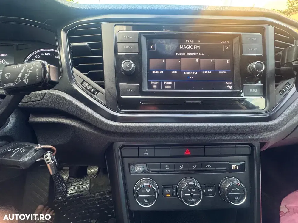 Volkswagen T-Roc 1.6 TDI Base — imagine 4