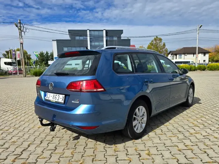 Volkswagen Golf VII
