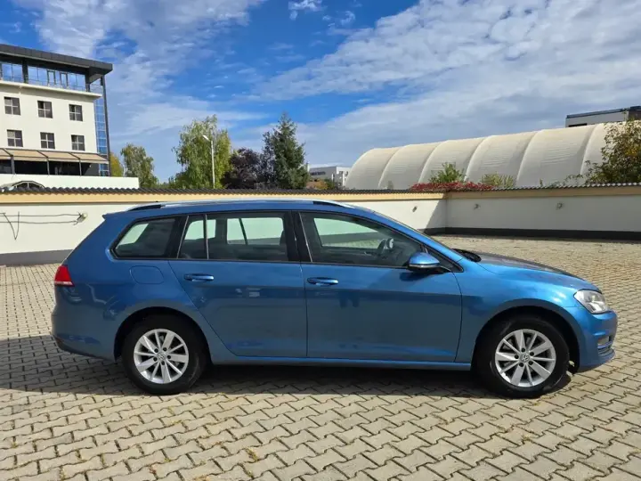 Volkswagen Golf VII
