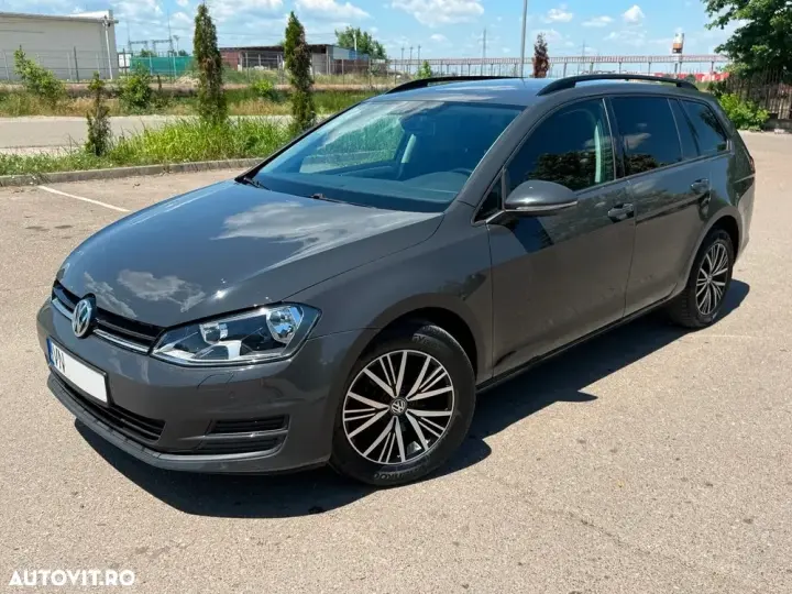 Volkswagen Golf VII 1.6 TDI DPF BMT DSG Trendline