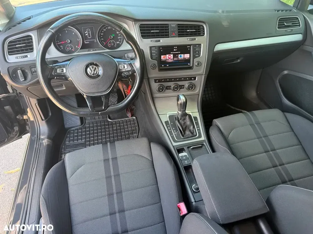 Volkswagen Golf VII 1.6 TDI DPF BMT DSG Trendline — imagine 6