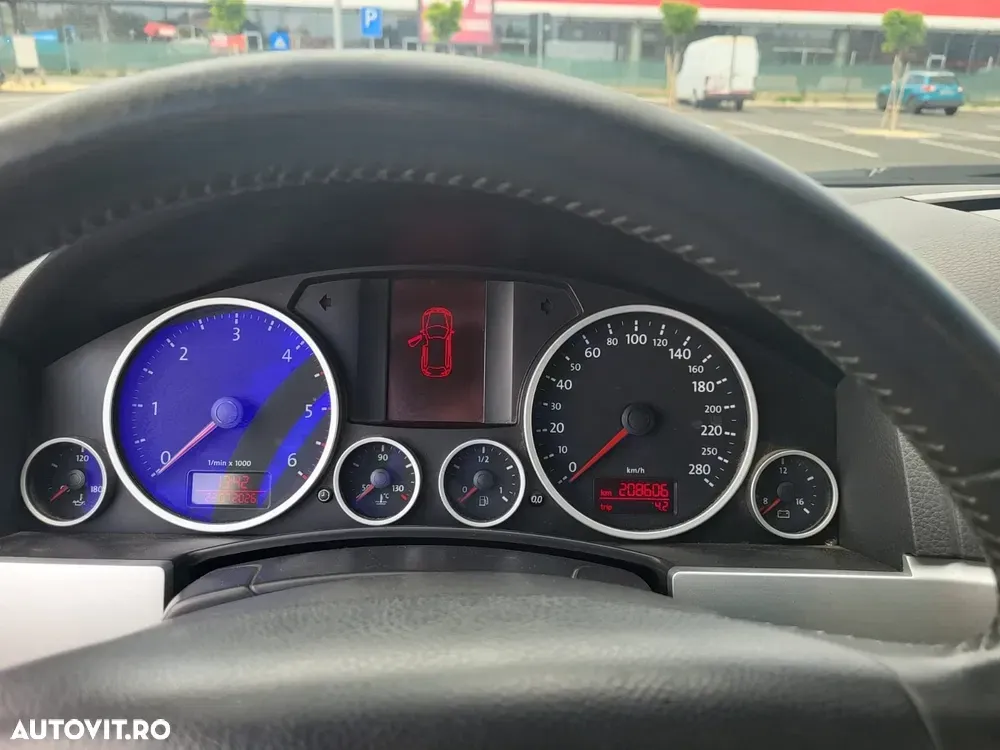 Volkswagen Touareg I 2.5 TDI R5 DPF — imagine 6